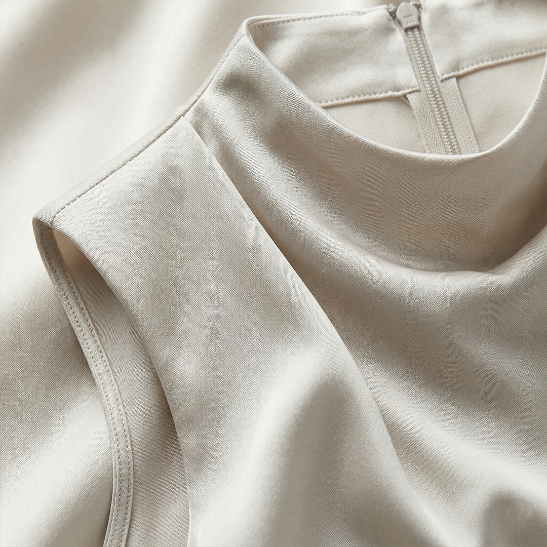 Elegant Women's Sleeveless Blouse | Comfortable Fit with Modern Design 6