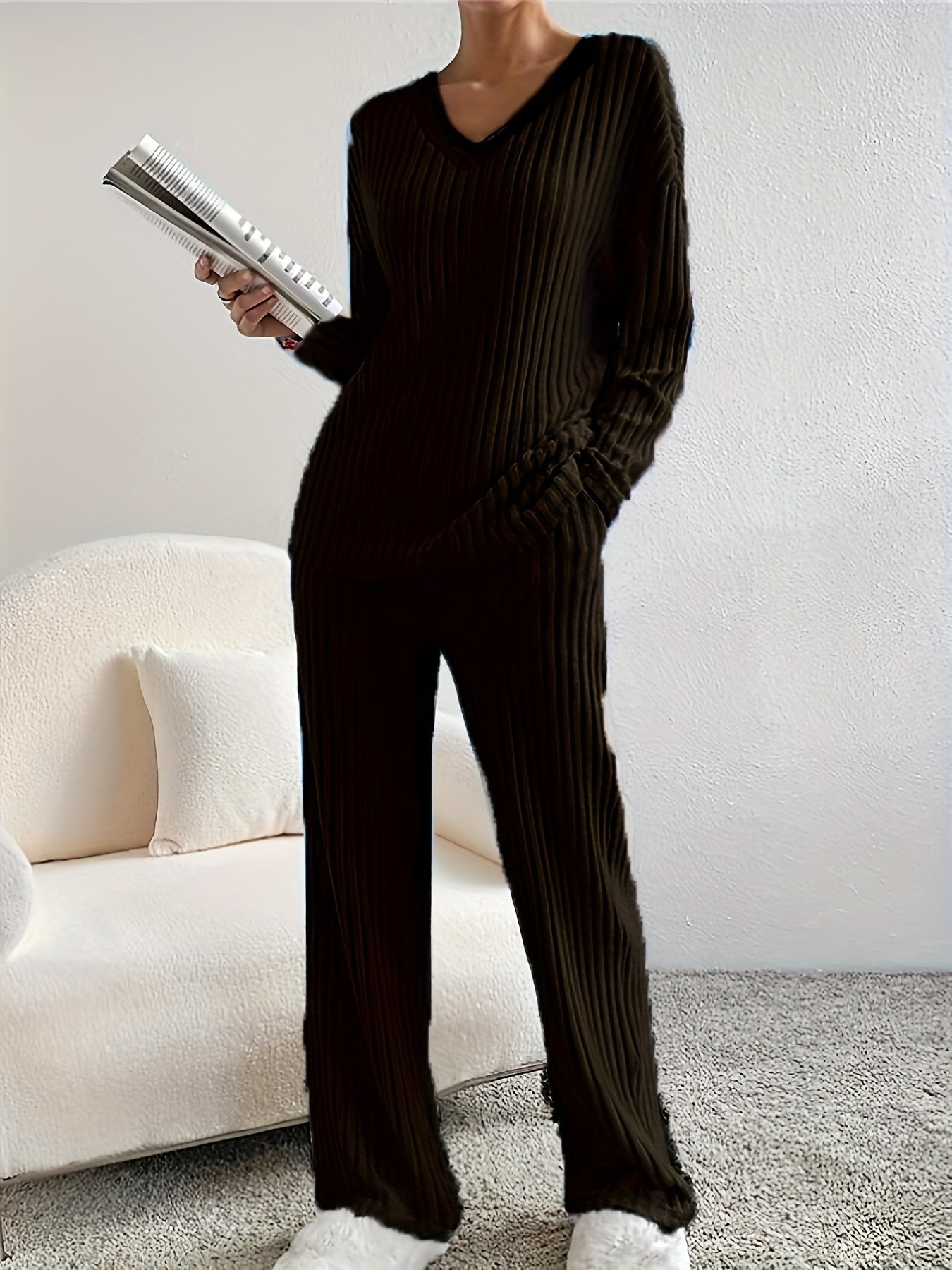Ribbed Lounge Set for Women with V-Neck - Elena