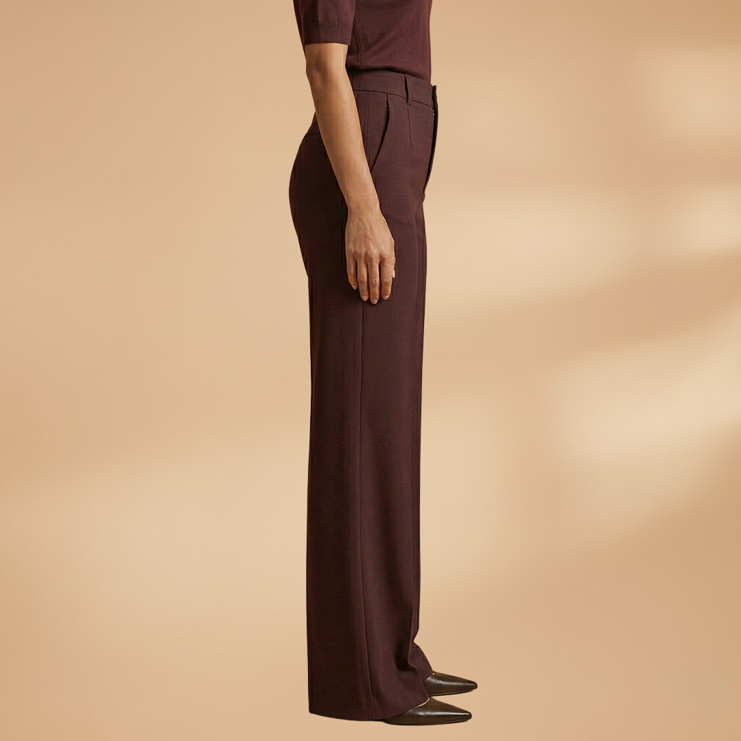 High-Waisted Black Trousers for Women in Soft Stretch Fabric 4