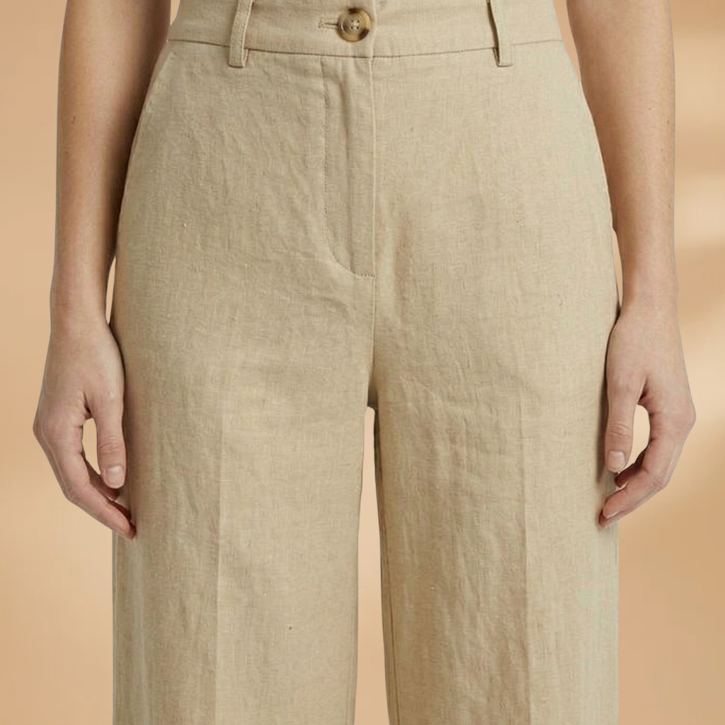 High-Waisted Relaxed Fit Women's Trousers with Side Pockets for Everyday Comfort 4